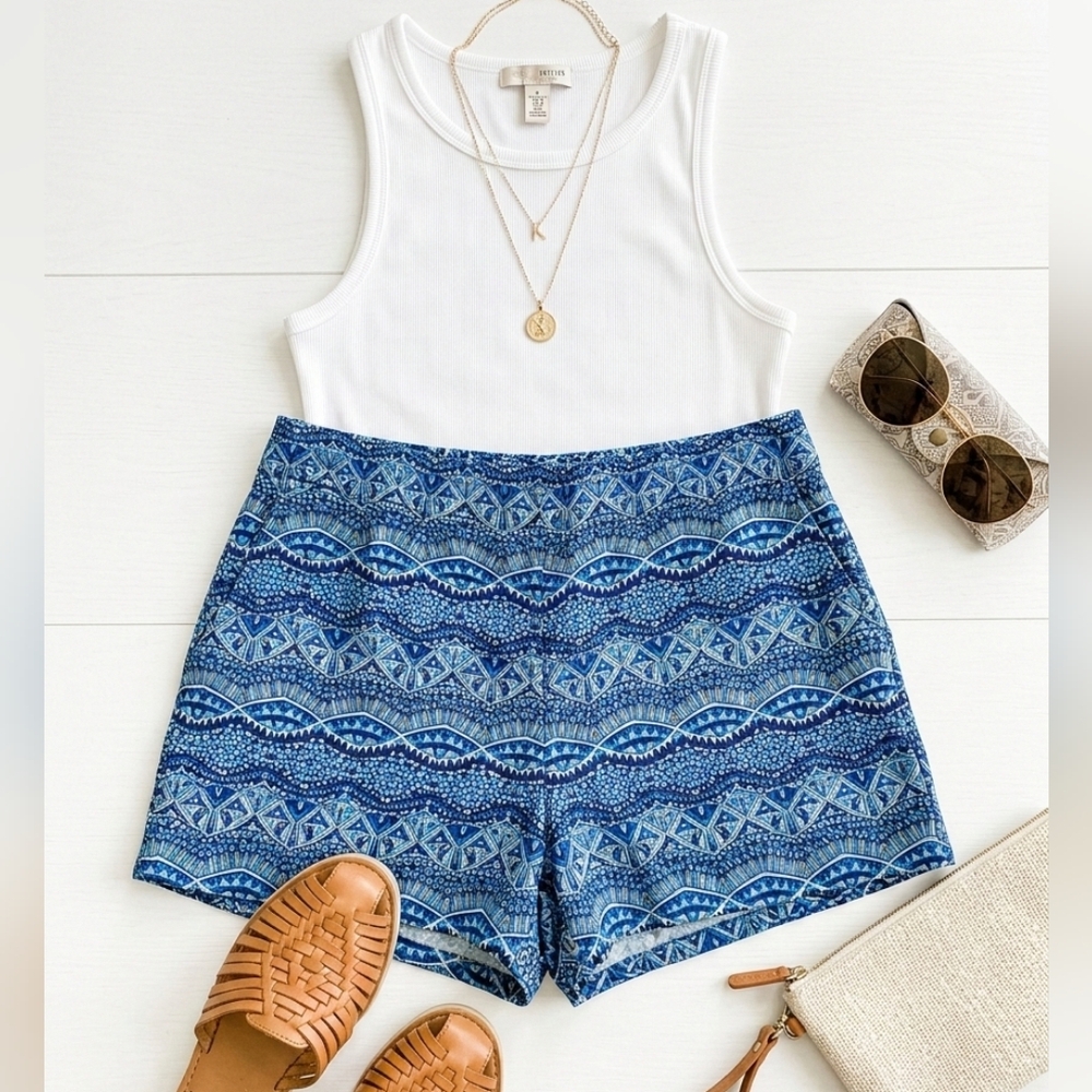 Forever 21 Boho Patterned Resort Shorts Size Medium